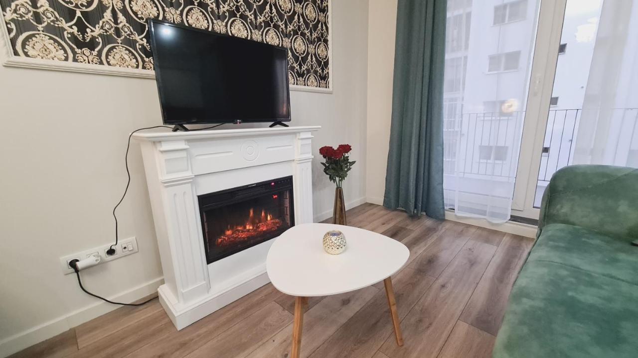 5* Luxury Near Avram Iancu Sq New. Private Parking Apartment Cluj-Napoca Exterior photo